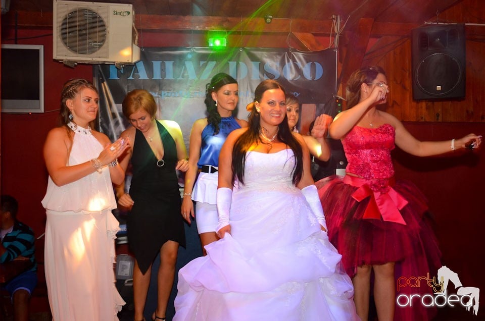 Distracţie în Disco Faház, 