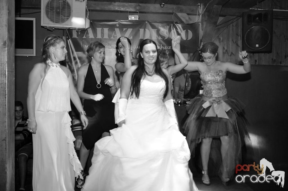 Distracţie în Disco Faház, 