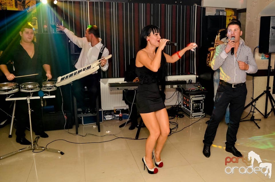 Distracţie în L'amore Caffe Club,