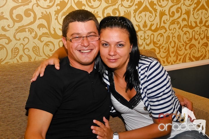 Distracţie în Life Club, 