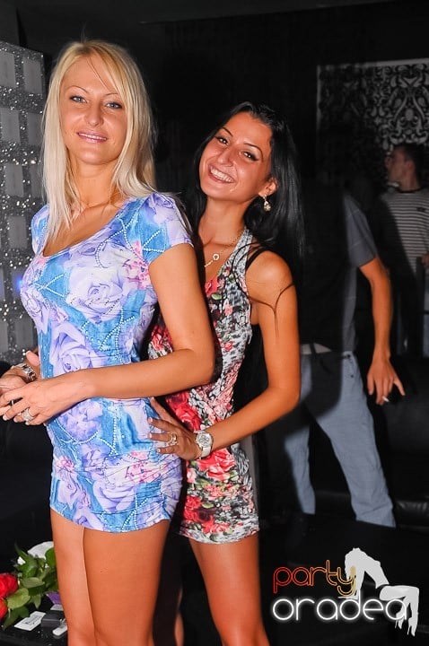 Distracţie în Life Club, 