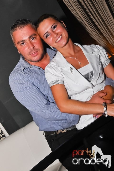 Distracţie în Life Club, 