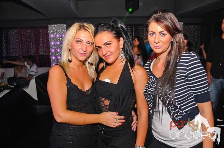 Distracţie în Life Club, 