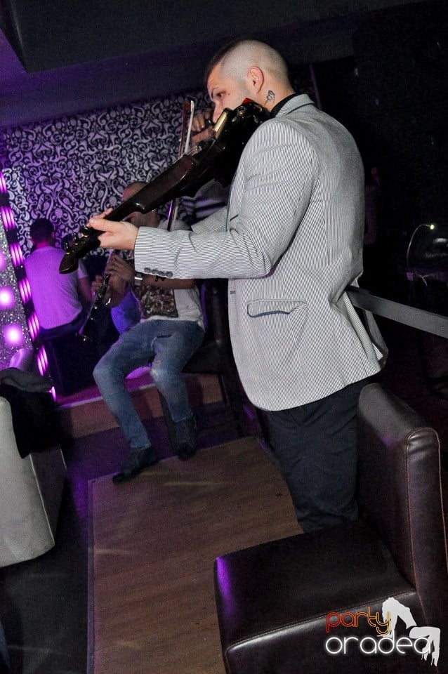 Distracţie în Life cu Blaga de la Oradea, 