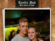 Distracţie în Lord's Pub