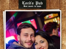 Distracție în Lord's Pub