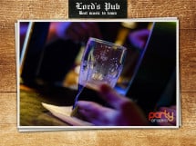 Distracție în Lord's Pub