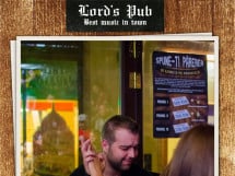 Distracție în Lord's Pub