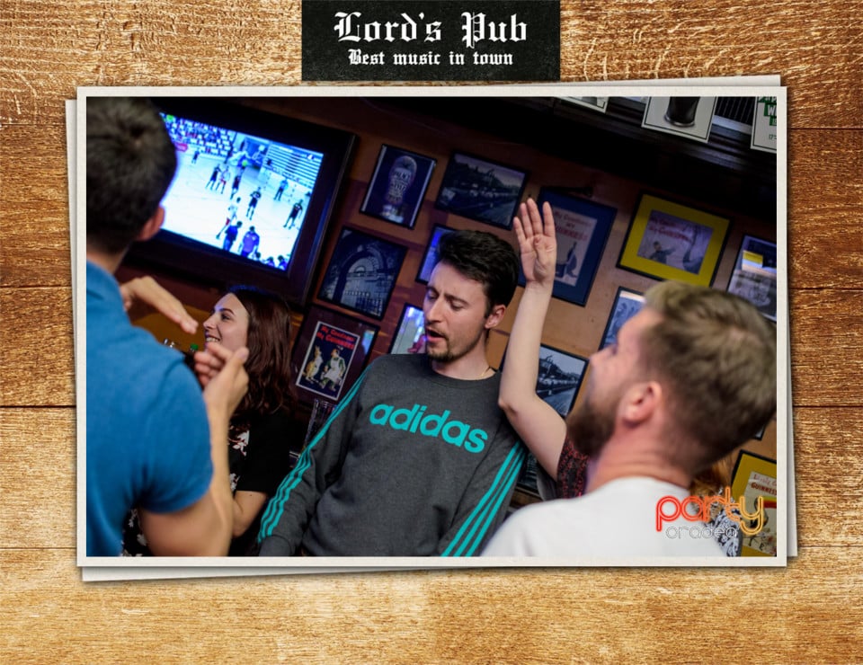 Distracție în Lord's Pub, Lord's Pub