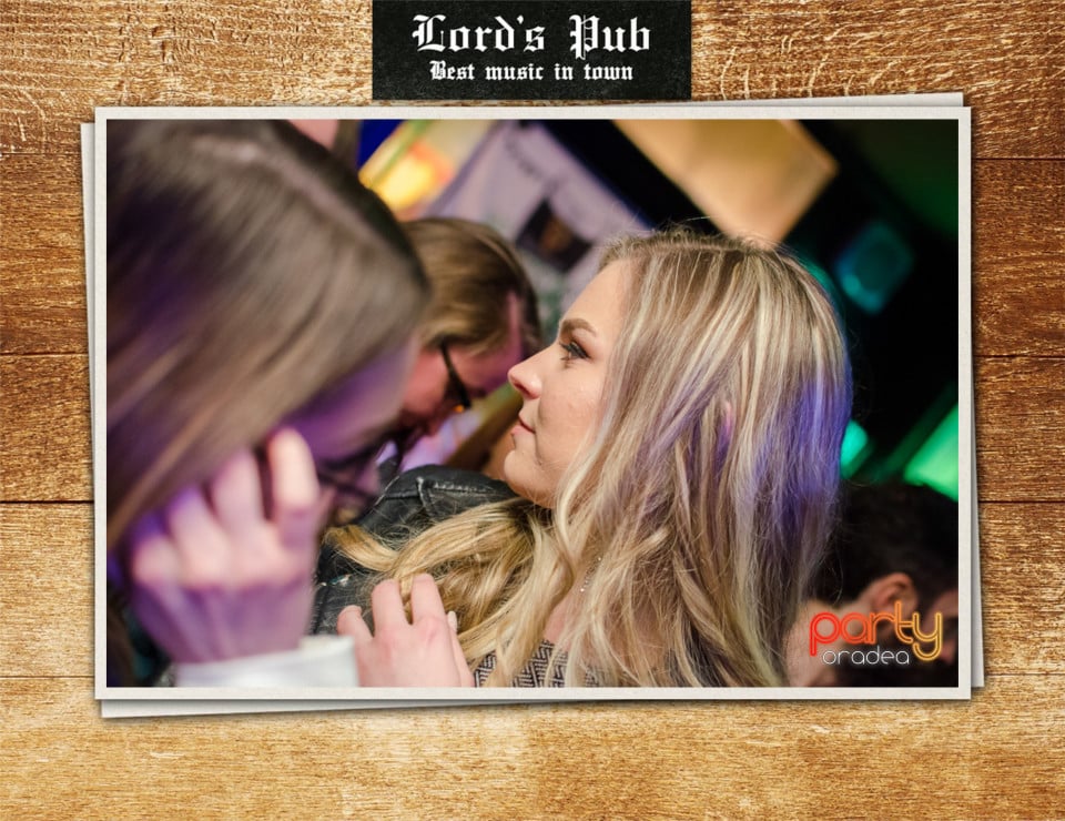 Distracție în Lord's Pub, Lord's Pub