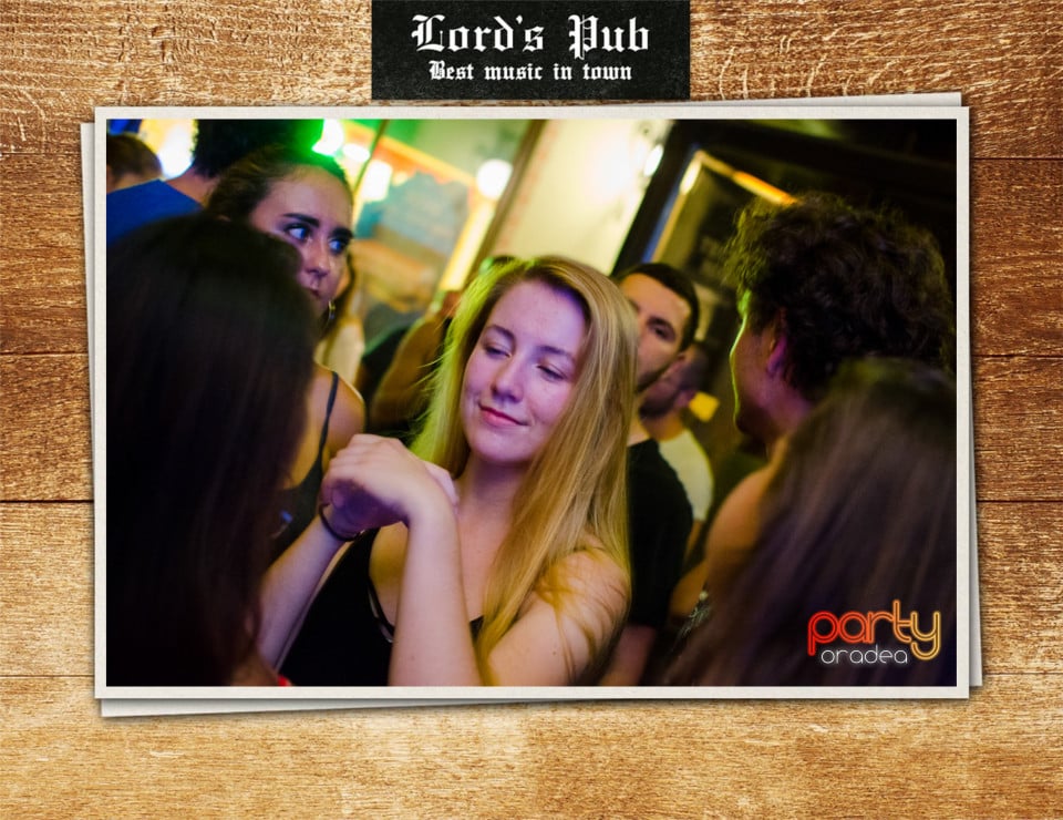 Distracție în Lord's Pub, Lord's Pub
