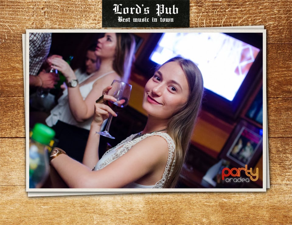 Distracție în Lord's Pub, Lord's Pub