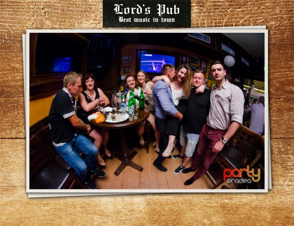 Distracție în Lord's Pub, Lord's Pub