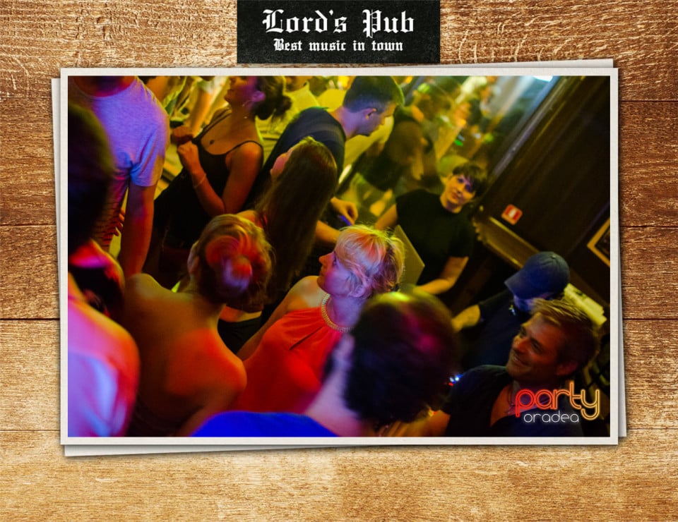 Distracție în Lord's Pub, Lord's Pub