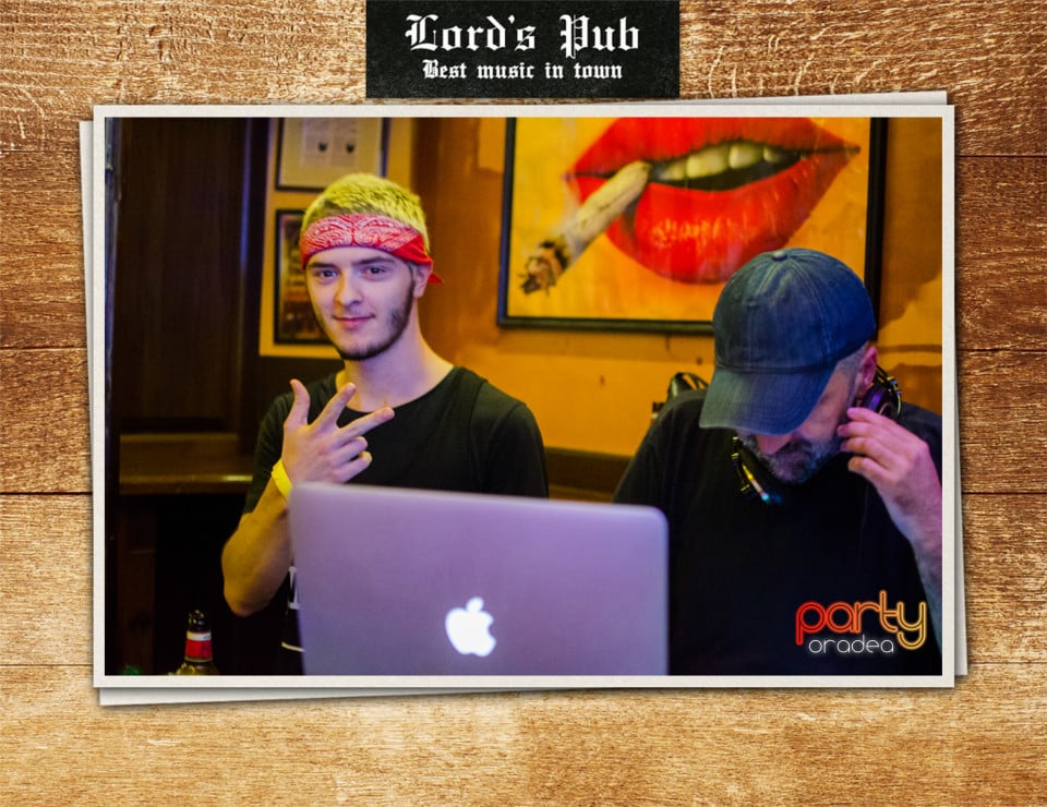 Distracție în Lord's Pub, Lord's Pub