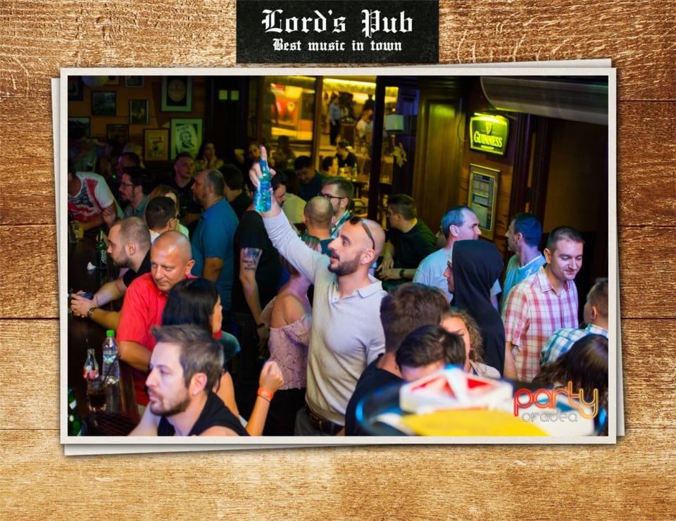 Distracție în Lord's Pub, Lord's Pub