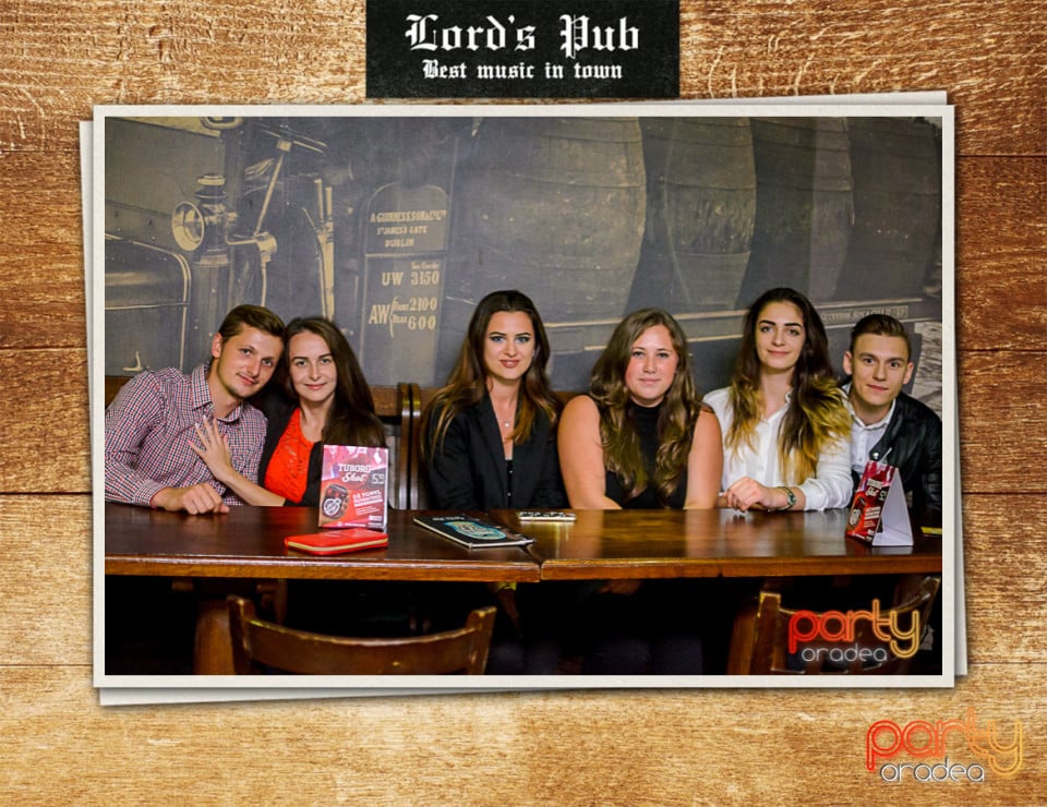 Distracţie în Lord's Pub, Lord's Pub