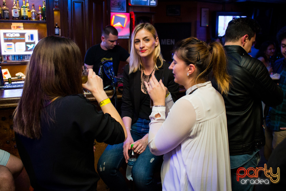 Distracție în Lord's Pub, Lord's Pub