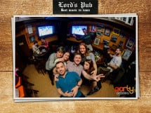 Distracție în Lord's Pub