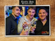 Distracție în Lord's Pub