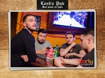 Distracție în Lord's Pub