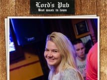 Distracție în Lord's Pub