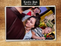 Distracție în Lord's Pub