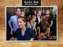 Distracție în Lord's Pub