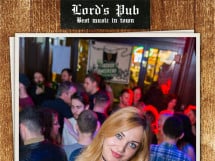 Distracție în Lord's Pub