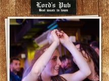 Distracție în Lord's Pub