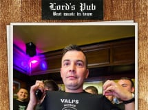 Distracție în Lord's Pub