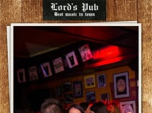 Distracție în Lord's Pub