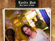 Distracție în Lord's Pub