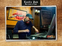 Distracție în Lord's Pub