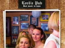 Distracție în Lord's Pub