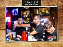 Distracție în Lord's Pub