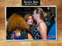 Distracție în Lord's Pub