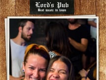 Distracție în Lord's Pub