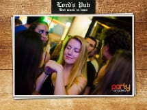 Distracție în Lord's Pub