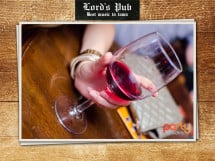 Distracție în Lord's Pub