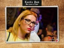 Distracție în Lord's Pub
