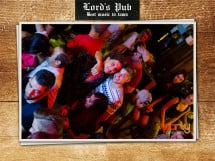 Distracție în Lord's Pub
