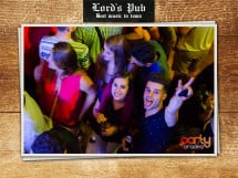 Distracție în Lord's Pub