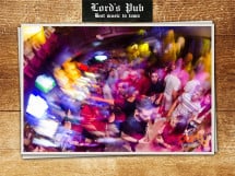 Distracție în Lord's Pub