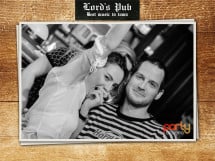 Distracție în Lord's Pub