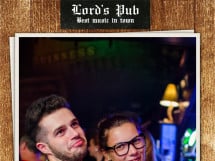 Distracție în Lord's Pub