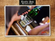 Distracție în Lord's Pub