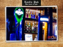 Distracție în Lord's Pub