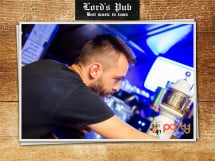 Distracție în Lord's Pub