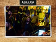 Distracție în Lord's Pub